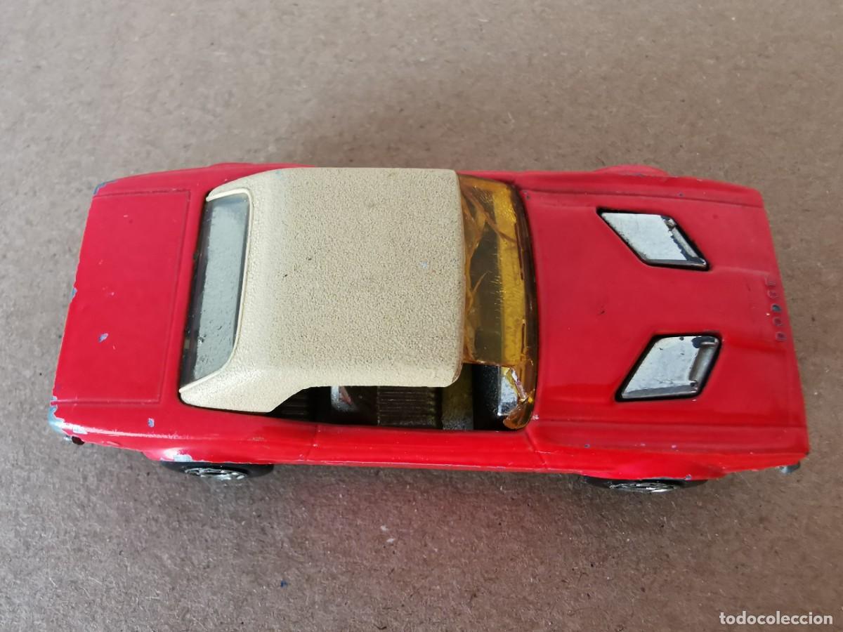 Coches a escala Matchbox: Dodge Challenger Matchbox 1/64 - Foto 5