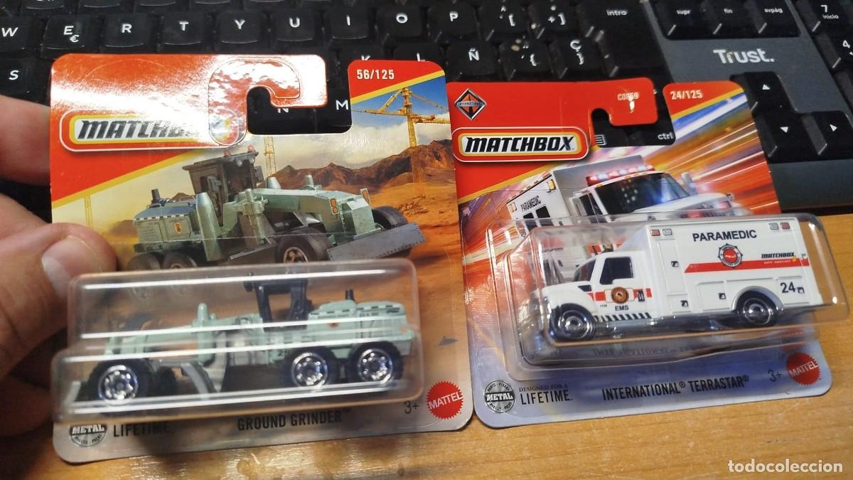 Coches a escala Matchbox: Lote de 2 Matchbox en blister original - Foto 1