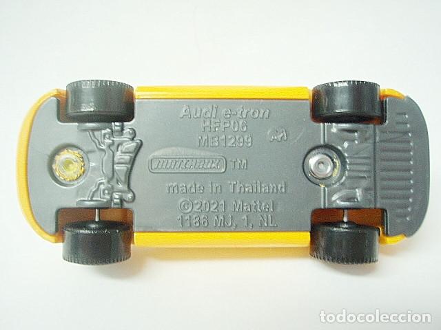 Coches a escala Matchbox: MATCHBOX MB1299 D * 99 AUDI E-TRON - Foto 5