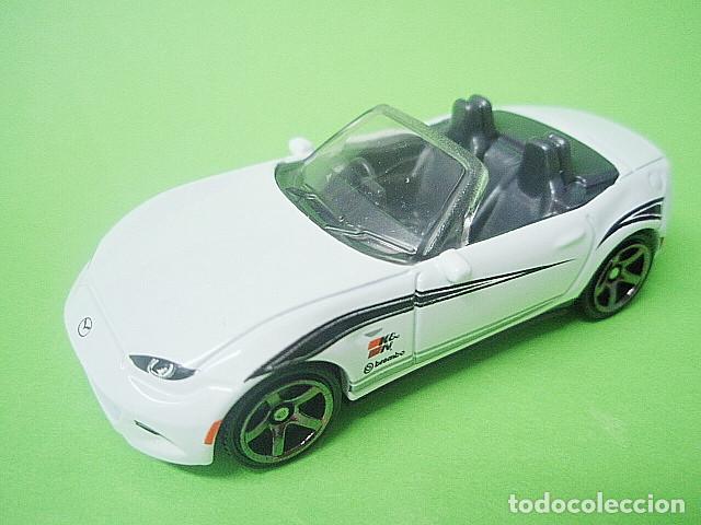 Coches a escala Matchbox: MATCHBOX MB1012 D * 12 MAZDA MX5 MIATA DEL 2015 - Foto 1