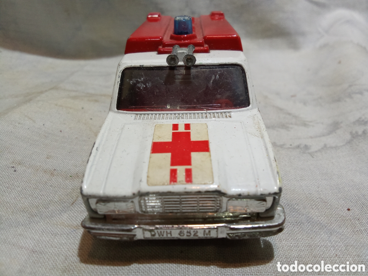 Coches a escala Matchbox: COCHE AMBULANCIA K-49 DE MATCHBOX - Foto 5