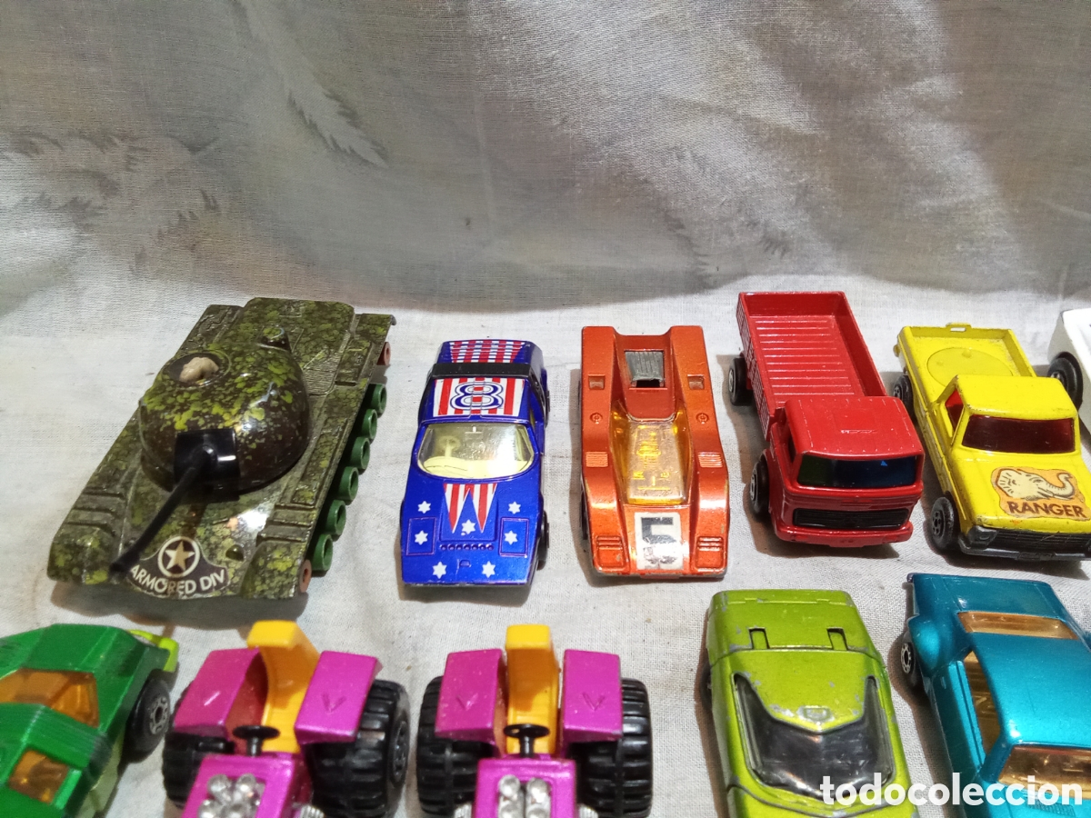 Coches a escala Matchbox: MEGALOTE DE 38 COCHES MATCHBOX - Foto 8