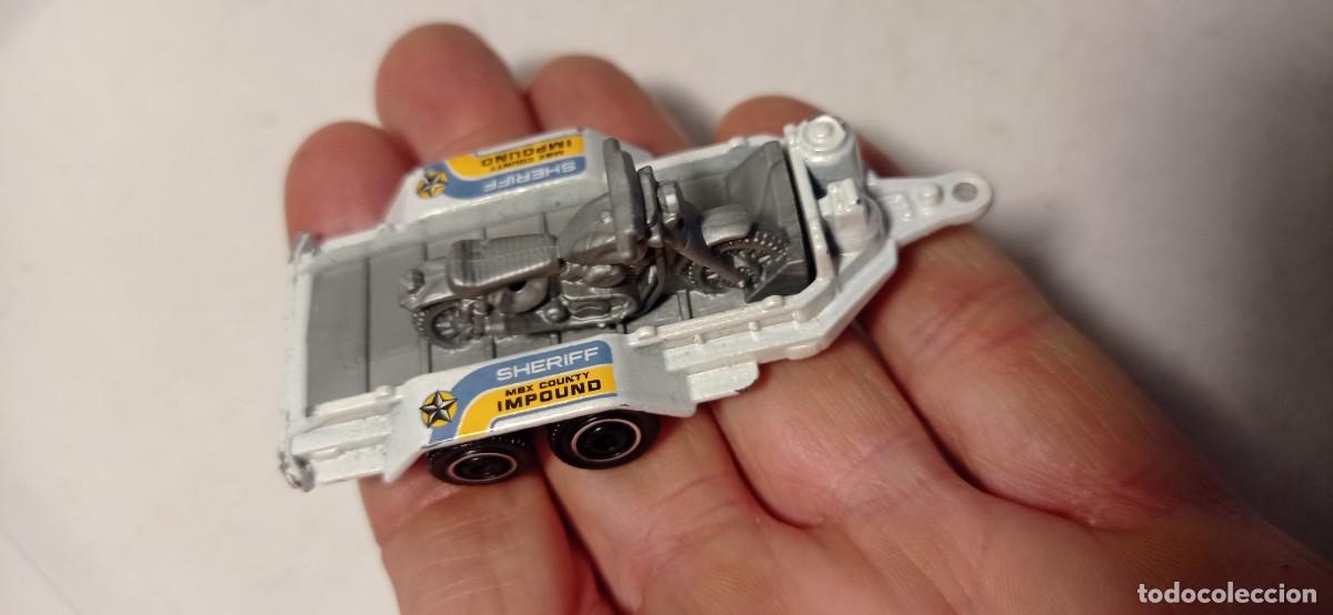 Coches a escala Matchbox: Remolque con Moto de Matchbox - Foto 1