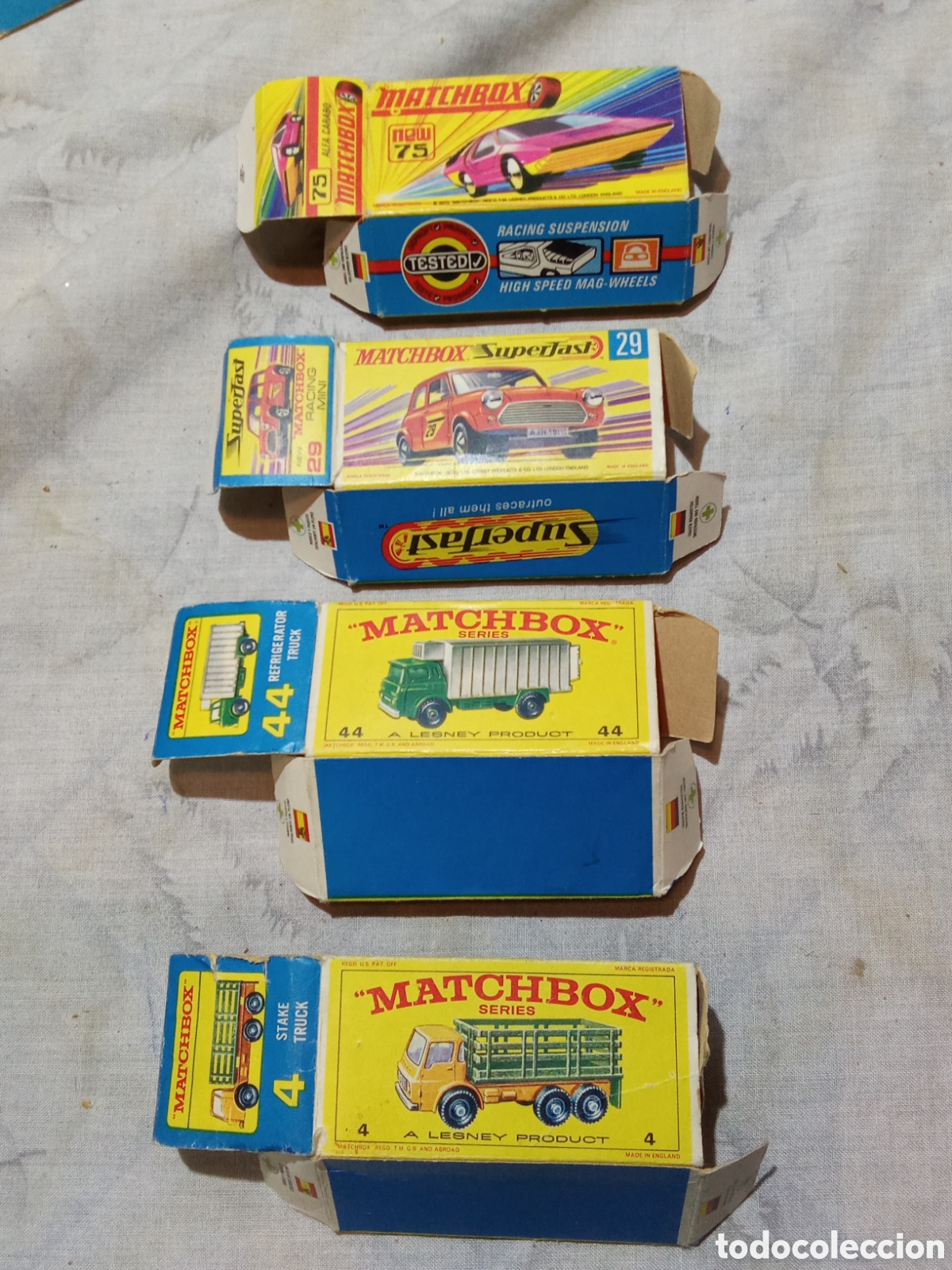 Coches a escala Matchbox: LOTE 4 CAJAS PARA AUTOS MATCHBOX - Foto 1