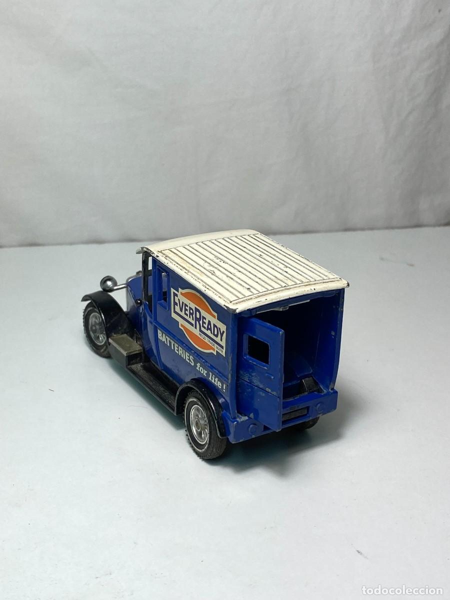 Coches a escala Matchbox: Cami&oacute;n Eveready - Matchbox Azul - Foto 3