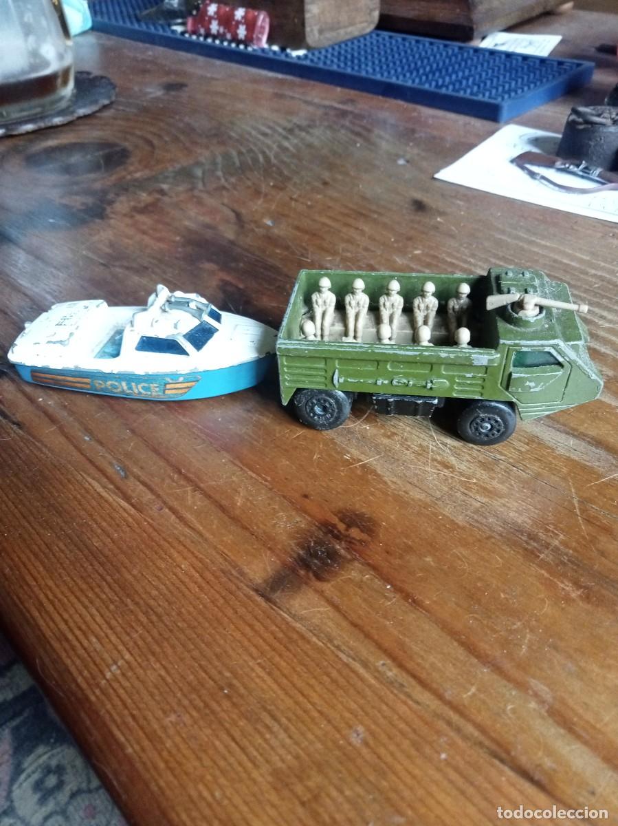 Coches a escala Matchbox: 2 VEH&Iacute;CULOS MATCHBOX