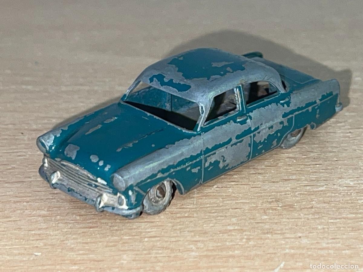 Coches a escala Matchbox: 107- Matchbox Lesney coche Ford Zodiac N&ordm; 33 a&ntilde;os 60 Made in England die-cast metal car