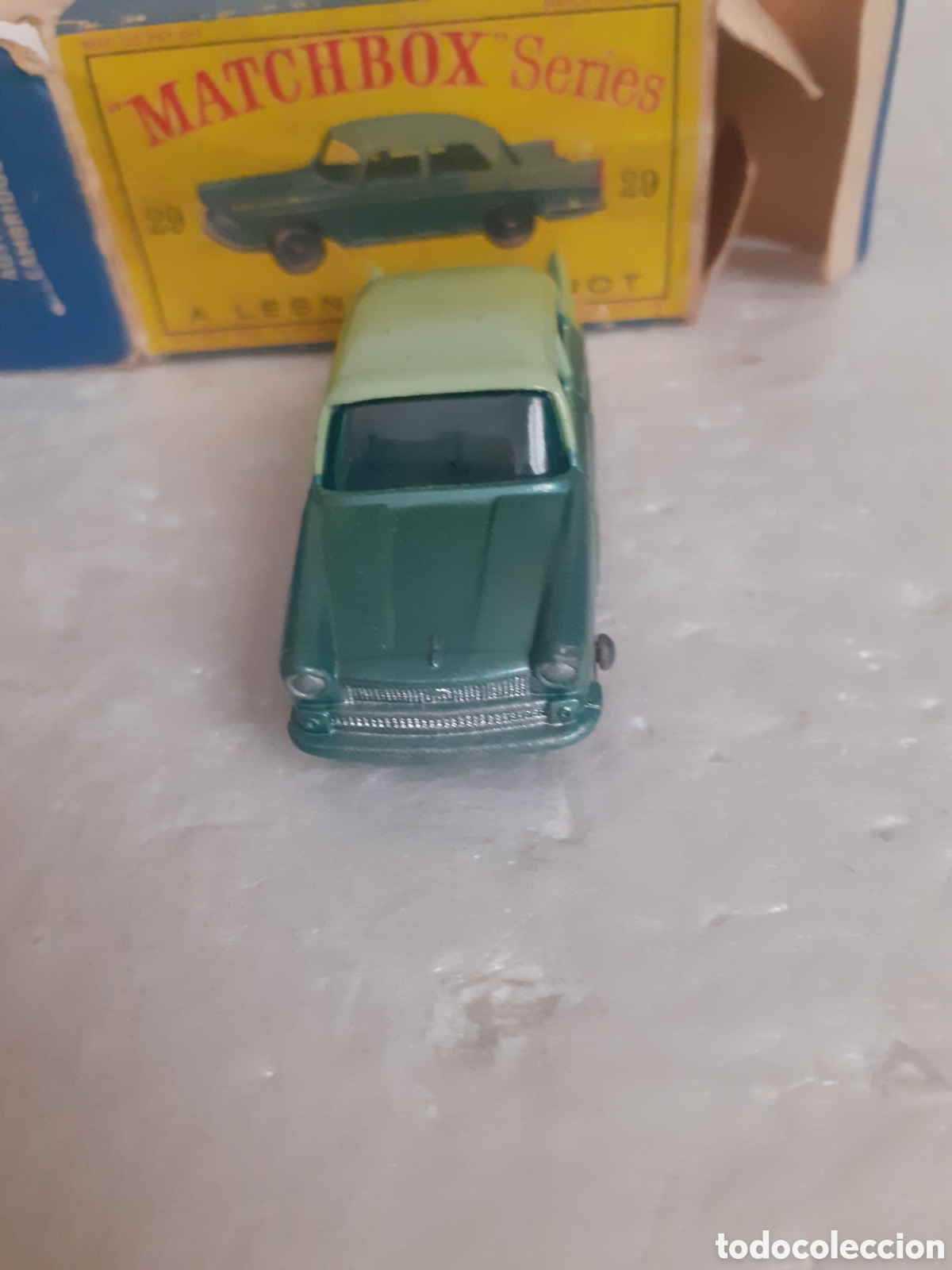 Coches a escala Matchbox: MATCHBOX LESNEY AUSTIN CAMBRIDGE BICOLOR EN CAJA REF 29 - Foto 2