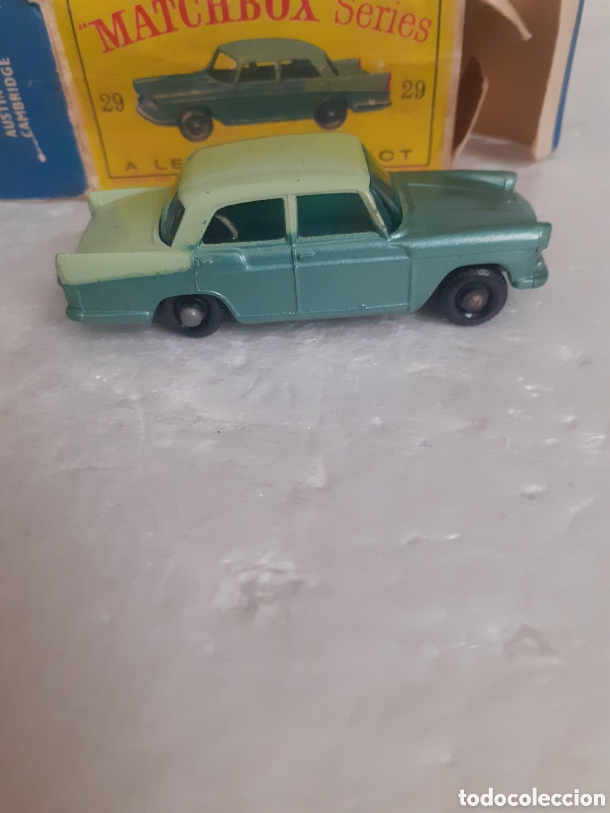 Coches a escala Matchbox: MATCHBOX LESNEY AUSTIN CAMBRIDGE BICOLOR EN CAJA REF 29 - Foto 3
