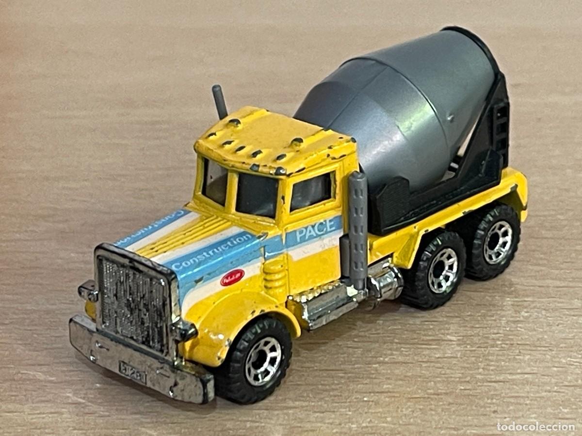 Voitures miniatures Matchbox: 207- Matchbox Lesney cami&oacute;n Hormigonera Peterbilt 1981 Made in Thailand die-cast metal truck