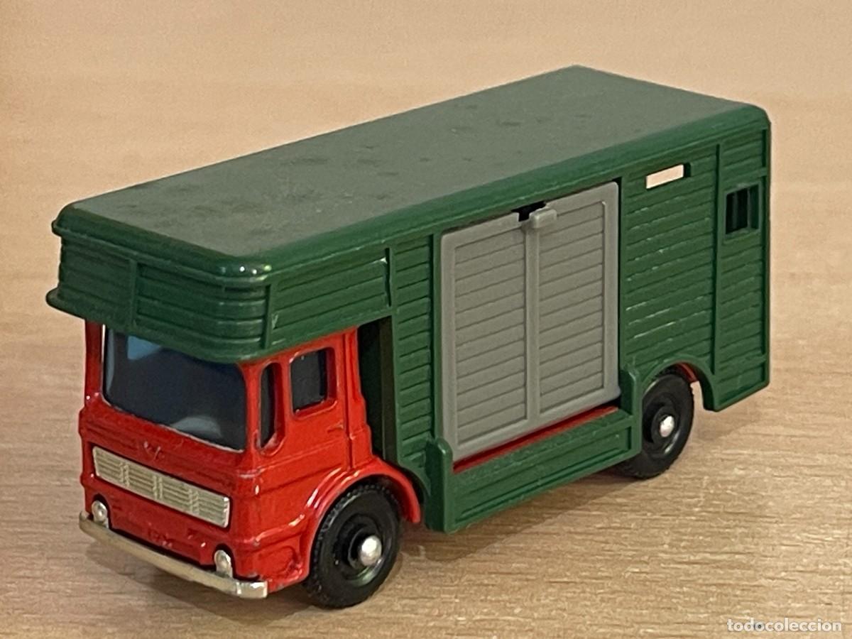 Model cars Matchbox: 222- Matchbox Lesney Cami&oacute;n AEC Horse Box Ergomatic Cab POINTER N&ordm; 17 a&ntilde;o 1969 Made in England