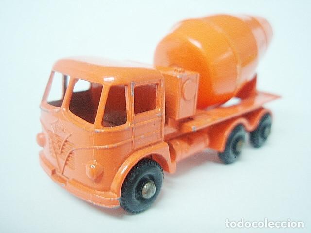 Coches a escala Matchbox: MATCHBOX RW 26 B FODEN CONCRETE MIXER TRUCK L 448