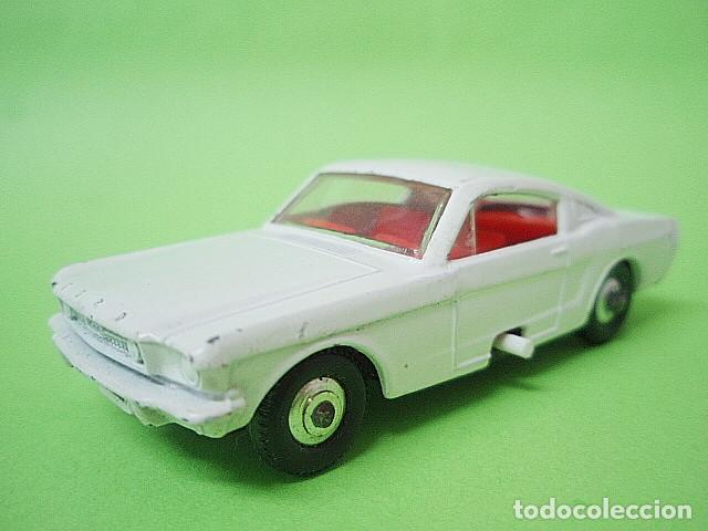 Coches a escala Matchbox: MATCHBOX RW 8 E FORD MUSTANG L 468 - Foto 2