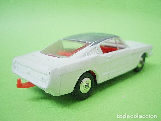 Coches a escala Matchbox: MATCHBOX RW 8 E FORD MUSTANG L 469 - Foto 5