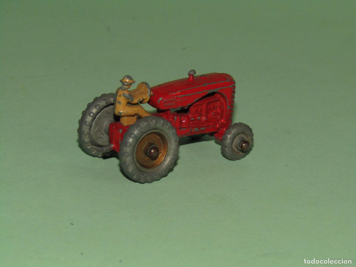 Coches a escala Matchbox: Antiguo Tractor Met&aacute;lico MASSEY HARRIS Ref. 4A MATCHBOX de LESNEY Made in England 1954