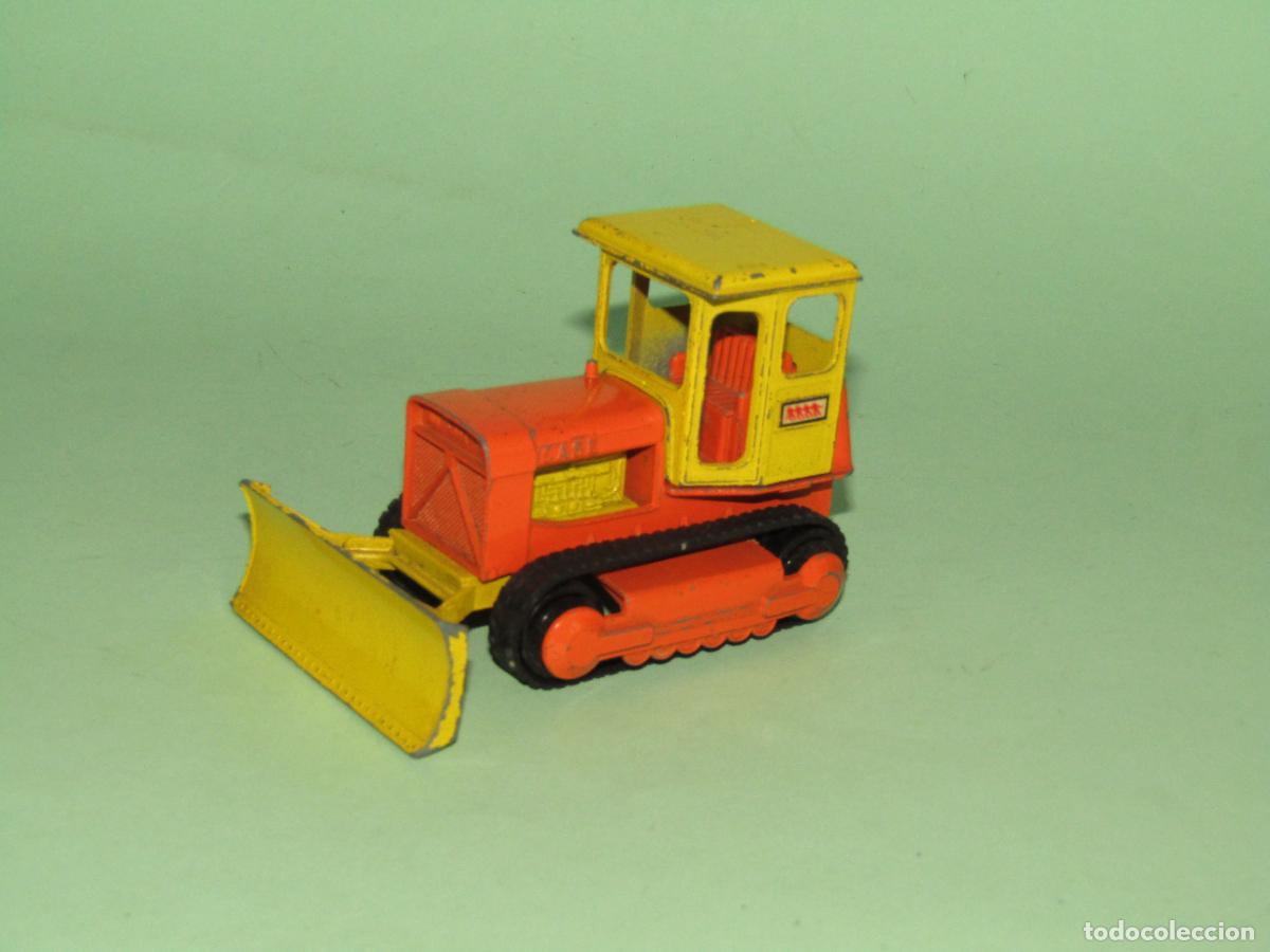 Coches a escala Matchbox: Antiguo Tractor Excavadora CASE Ref. K-17 de MATCHBOX KING SIZE de LESNEY