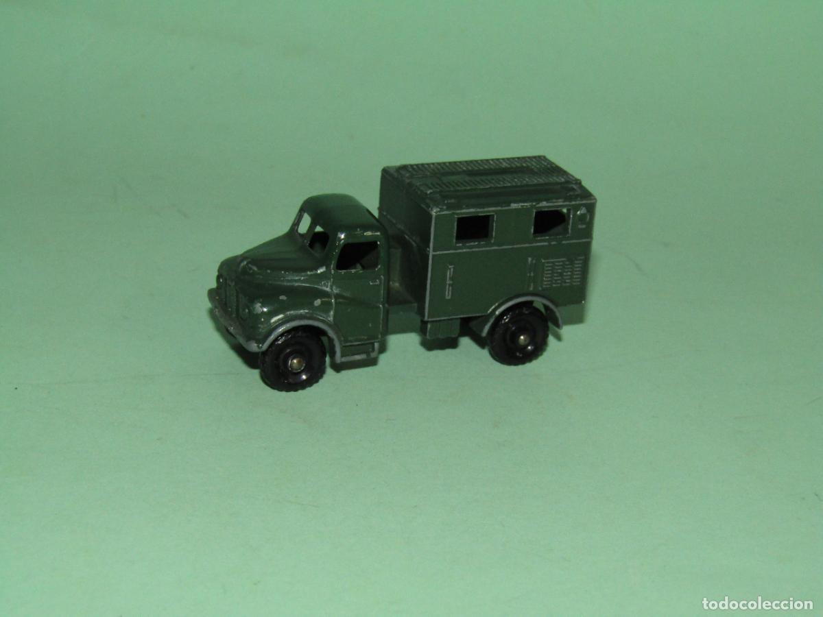 Coches a escala Matchbox: Antiguo Cami&oacute;n AUSTIN MK2 RADIO TRUCK Ref. 68 de MATCHBOX de LESNEY Made in England A&ntilde;o 1959
