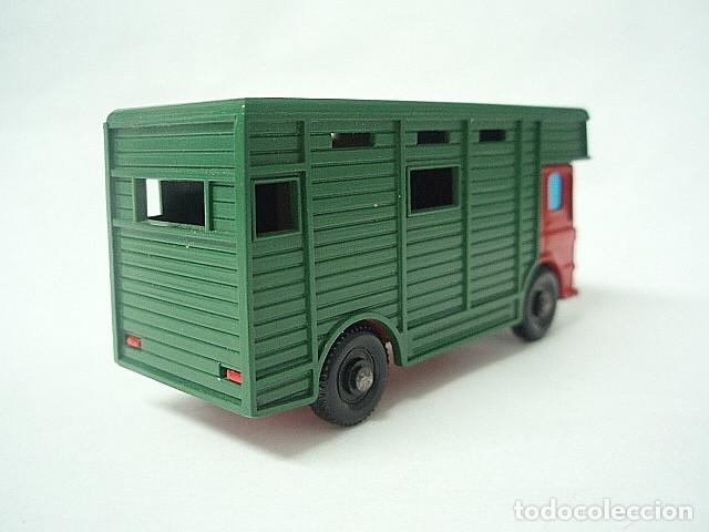 Coches a escala Matchbox: MATCHBOX RW 17 E AEC HORSE BOX L 473 - Foto 5