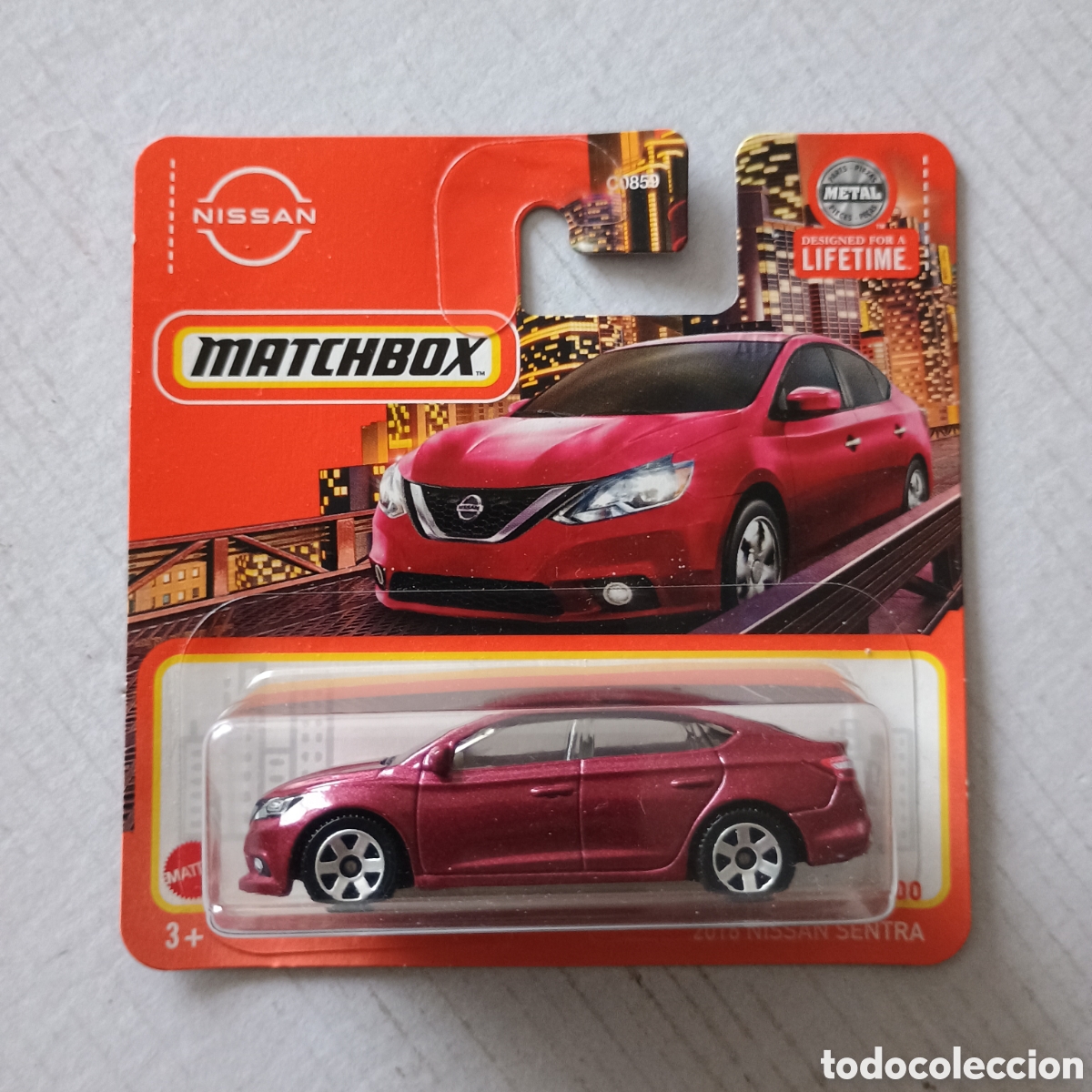 Coches a escala Matchbox: Matchbox 2016 Nissan Sentra