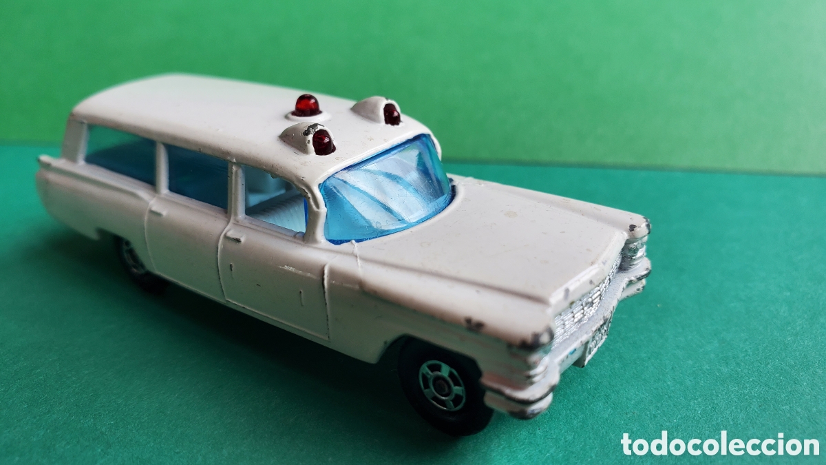 Coches a escala Matchbox: MATCHBOX.SUPERFAST CADILLAC AMBULANCE. MADE IN ENGLAND.