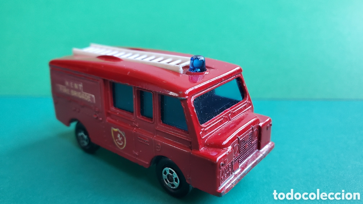 Coches a escala Matchbox: MATCHBOX.SUPERFAST LAND ROVER FIRE TRUCK.BOMBEROS. MADE IN ENGLAND.
