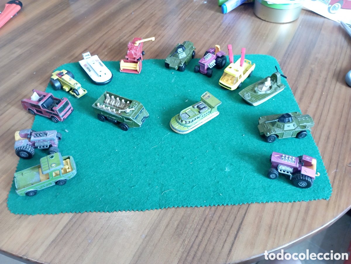 Coches a escala Matchbox: Lote 14 vehiculos Matchbox militares, agricolas, camiones, obras etc