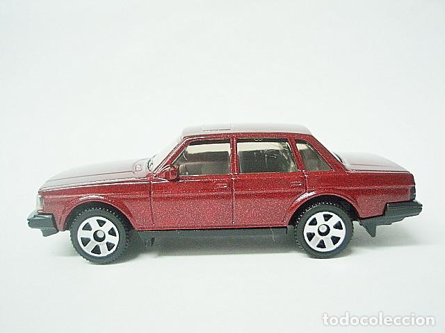 Coches a escala Matchbox: MATCHBOX MB1344 B * 44 VOLVO 240 DEL 1986