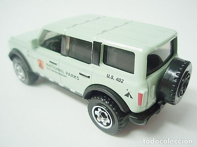 Coches a escala Matchbox: MATCHBOX MB1247 C * 47 FORD BRONCO DEL 2021 - Foto 2