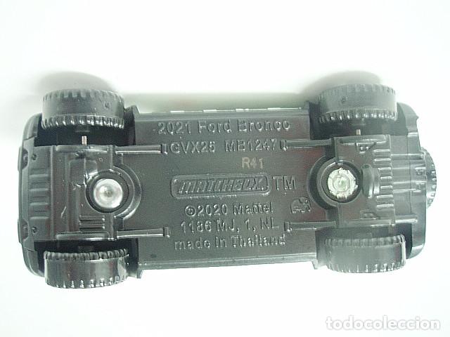 Coches a escala Matchbox: MATCHBOX MB1247 C * 47 FORD BRONCO DEL 2021 - Foto 4