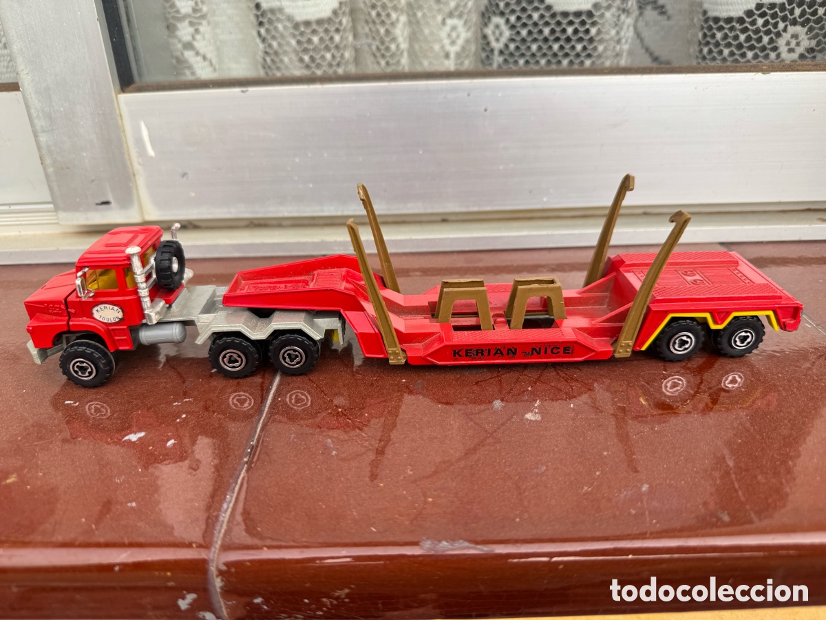 Coches a escala Matchbox: Trailer Majorette Serie 3000 y Cabeza tractora Renault