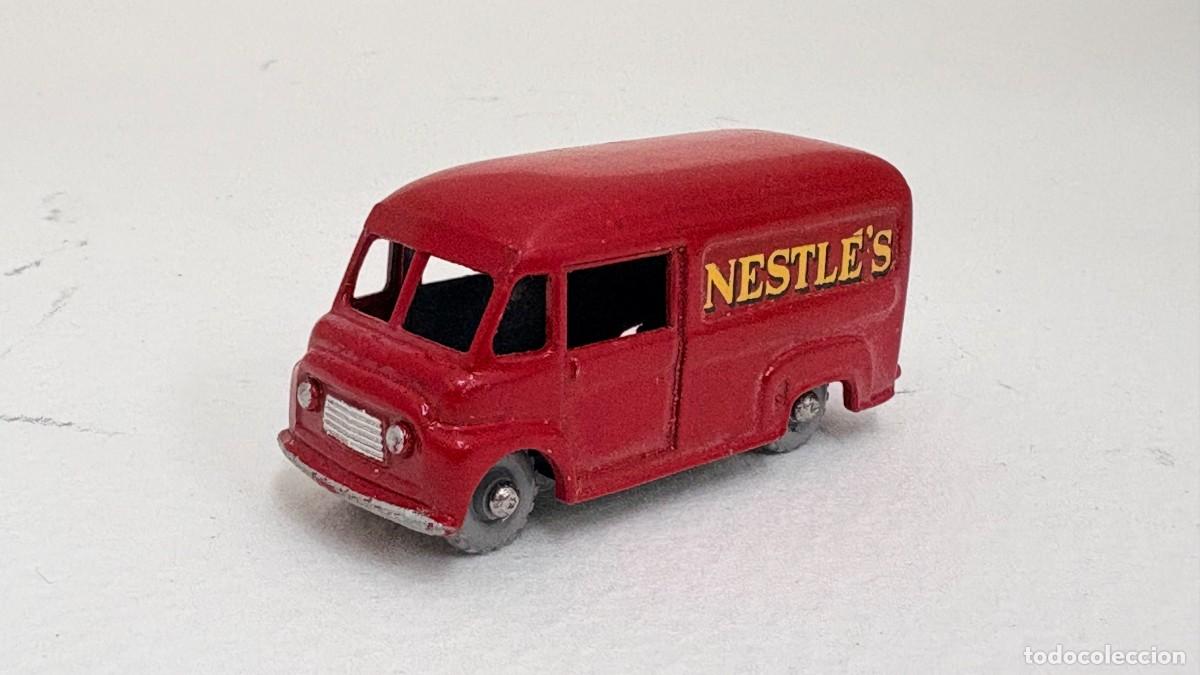Coches a escala Matchbox: FURGONETA MATCHBOX COMMER 30 CWT NESTLE'S VAN N&ordm; 69A LESNEY VINTAGE