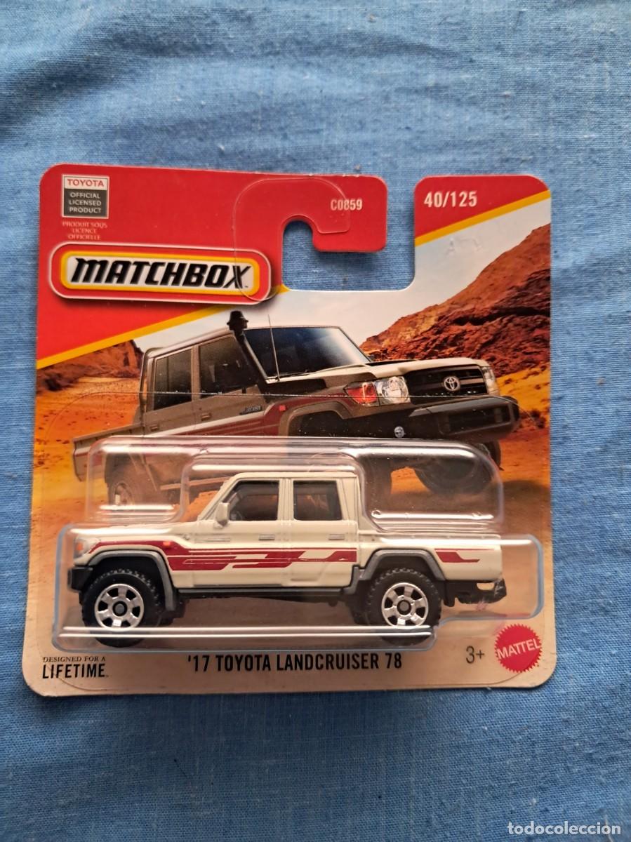Coches a escala Matchbox: FURGONETA &acute;17 TOYOTA LANDCRUISER 78 MATCHBOX ESCALA 1:64