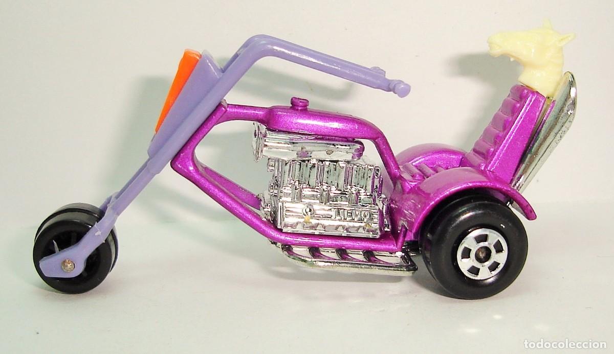 Coches a escala Matchbox: MOTO CHOPER THE STINGEROO MATCHBOX LESNEY SUPERFAST NUMERO 38 LOTE 9