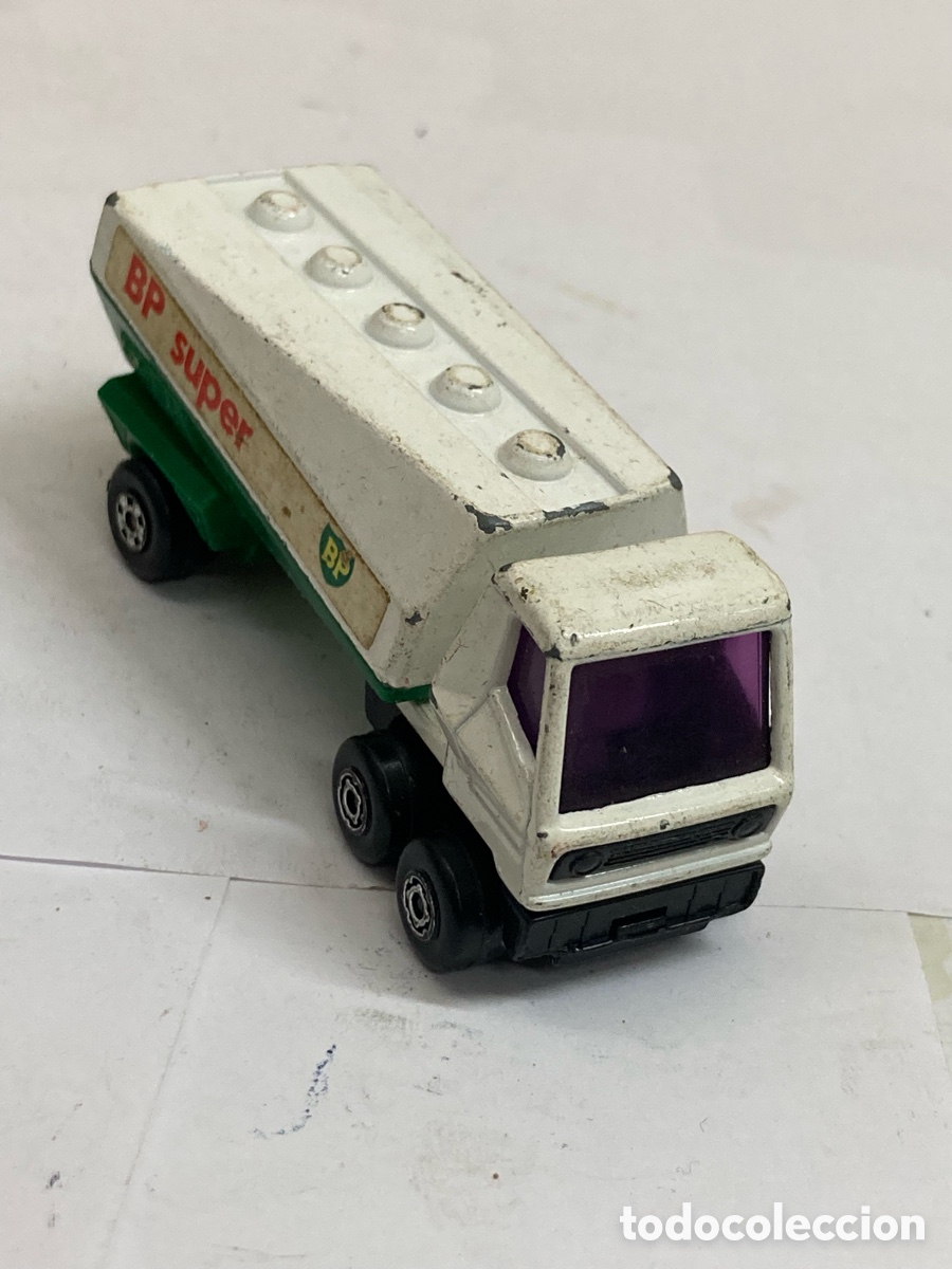 Coches a escala Matchbox: Matchbox Superfast No. 63 Freeway Gas Tanker producido por Lesney en Inglaterra a partir de 1973.