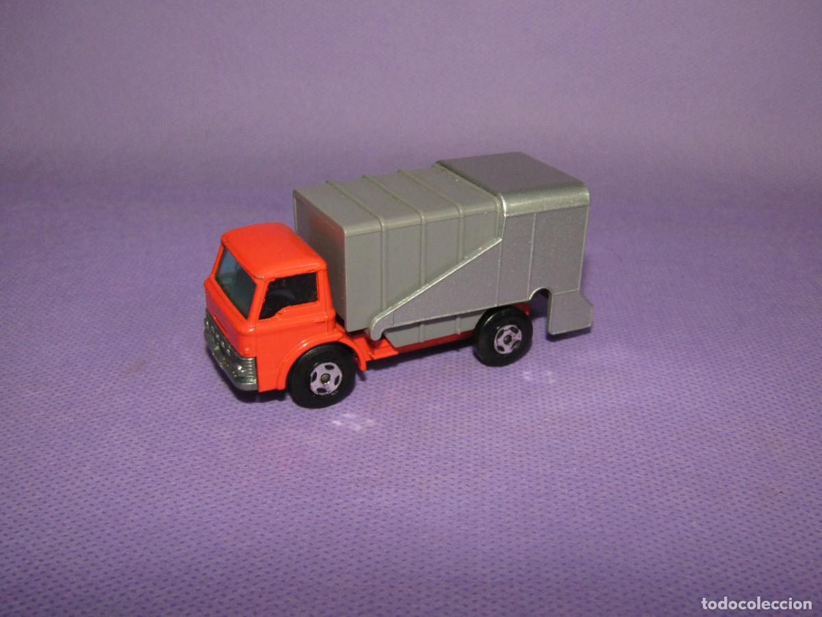 Coches a escala Matchbox: Antiguo Cami&oacute;n Basura REFUSE TRUCK N&ordm; 7 de MATCHBOX por LESNEY Made in England
