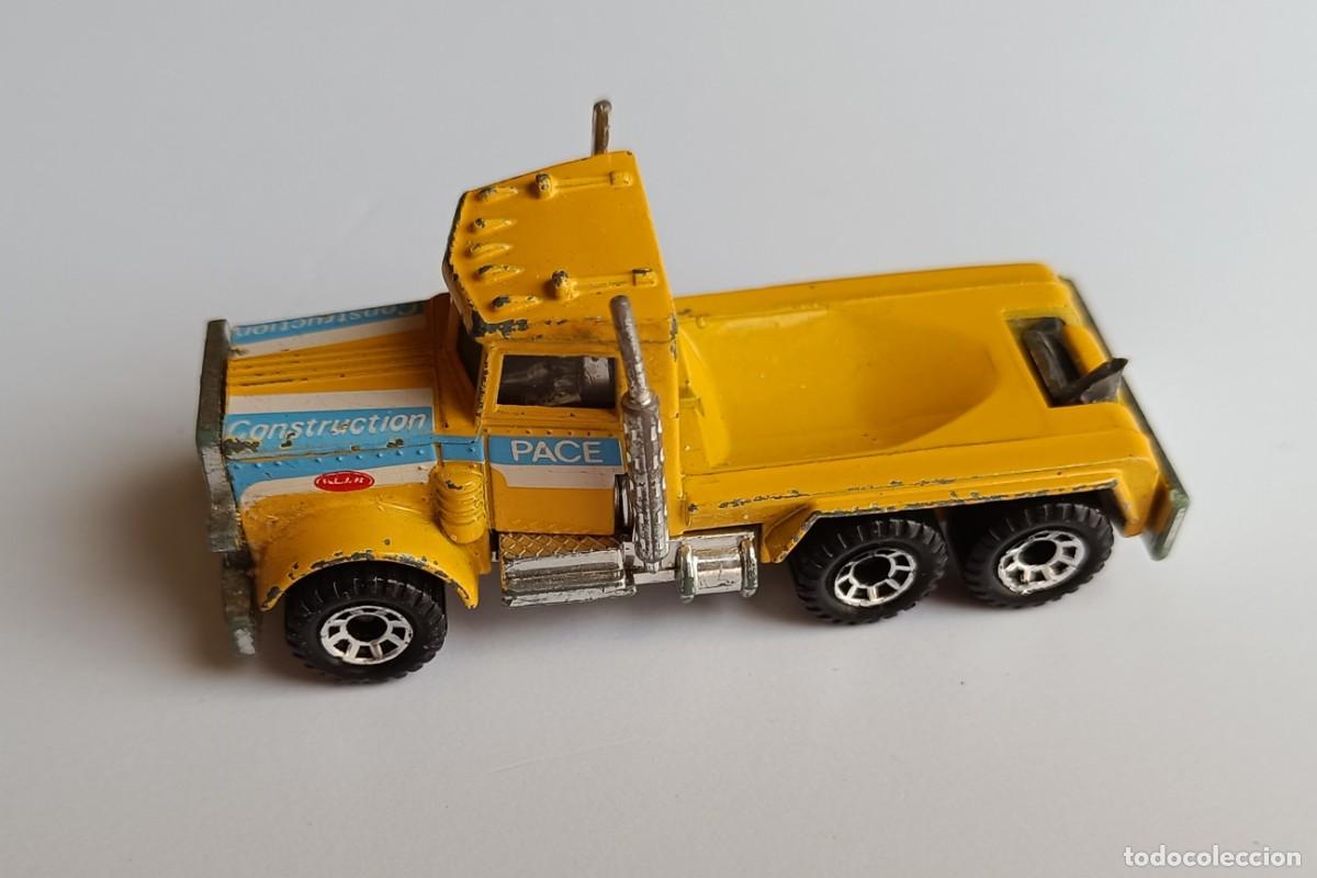 Coches a escala Matchbox: MATCHBOX PETEERBILT - 1981 - MATCHBOX TOIS LTD- MADE IN MACAU