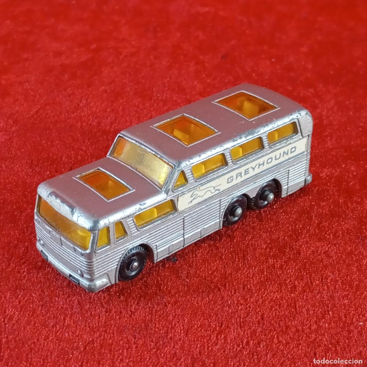 Coches a escala Matchbox: AUTOB&Uacute;S DE JUGUETE EN MINIATURA - LESNEY - MATCHBOX SERIES N&ordm; 66 - COACH -7,56 X 2,5 X 2,5 CM / 2180