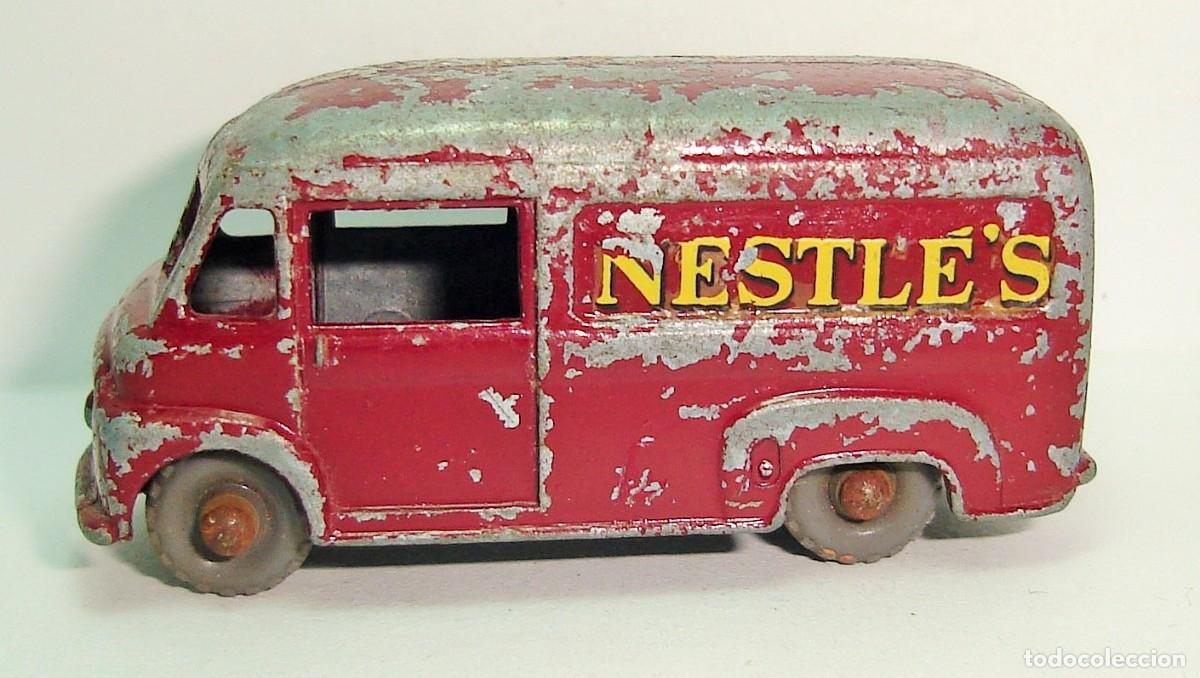 Coches a escala Matchbox: DESGUACE FURGON COMMER 30 CWT NESTLES MATCHBOX LESNEY NUMERO 69 LOTE 331