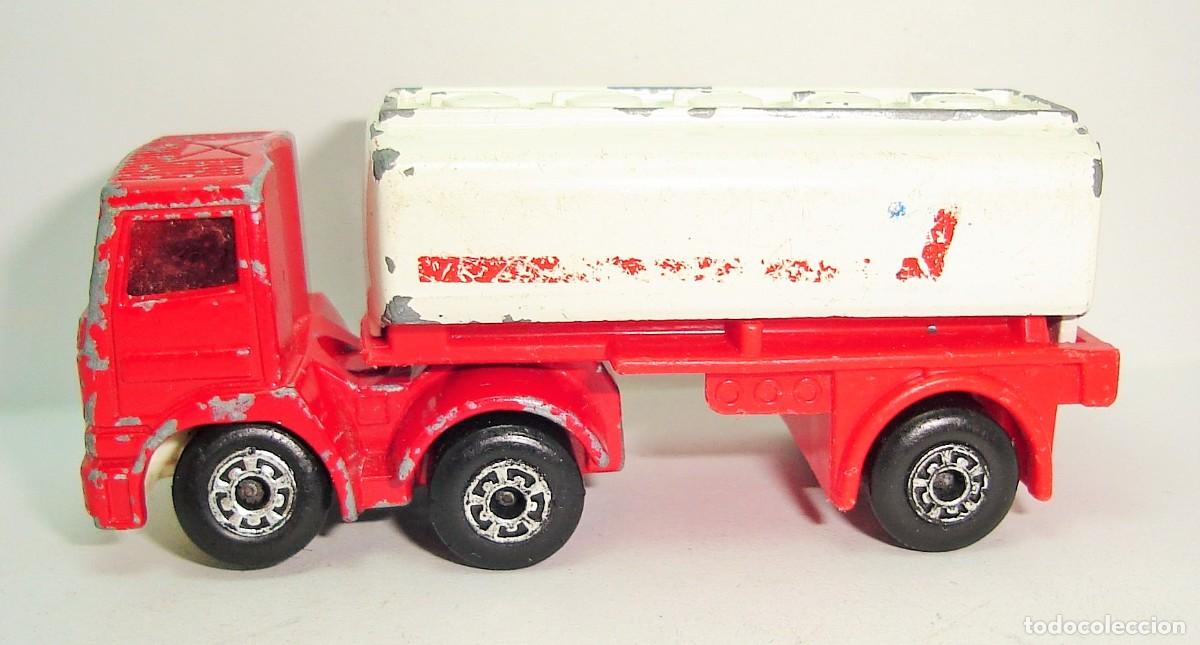 Coches a escala Matchbox: CAMION LEYLAND CISTERNA ARTICULADO MATCHBOX LESNEY LOTE 366