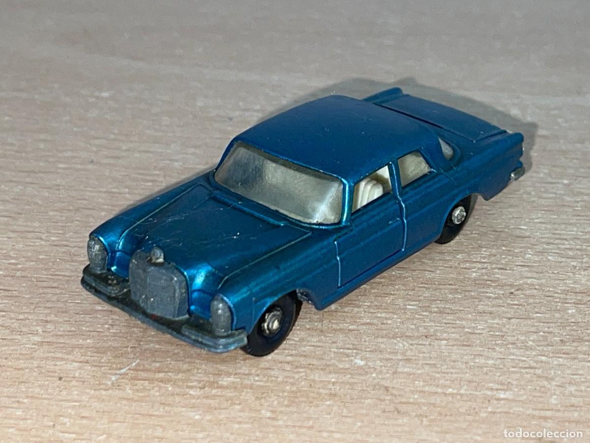 Coches a escala Matchbox: 516 Antiguo coche Matchbox Series Mercedes 300 SE N&ordm; 46 azul a&ntilde;os 60 Made in England Lesney die-cast
