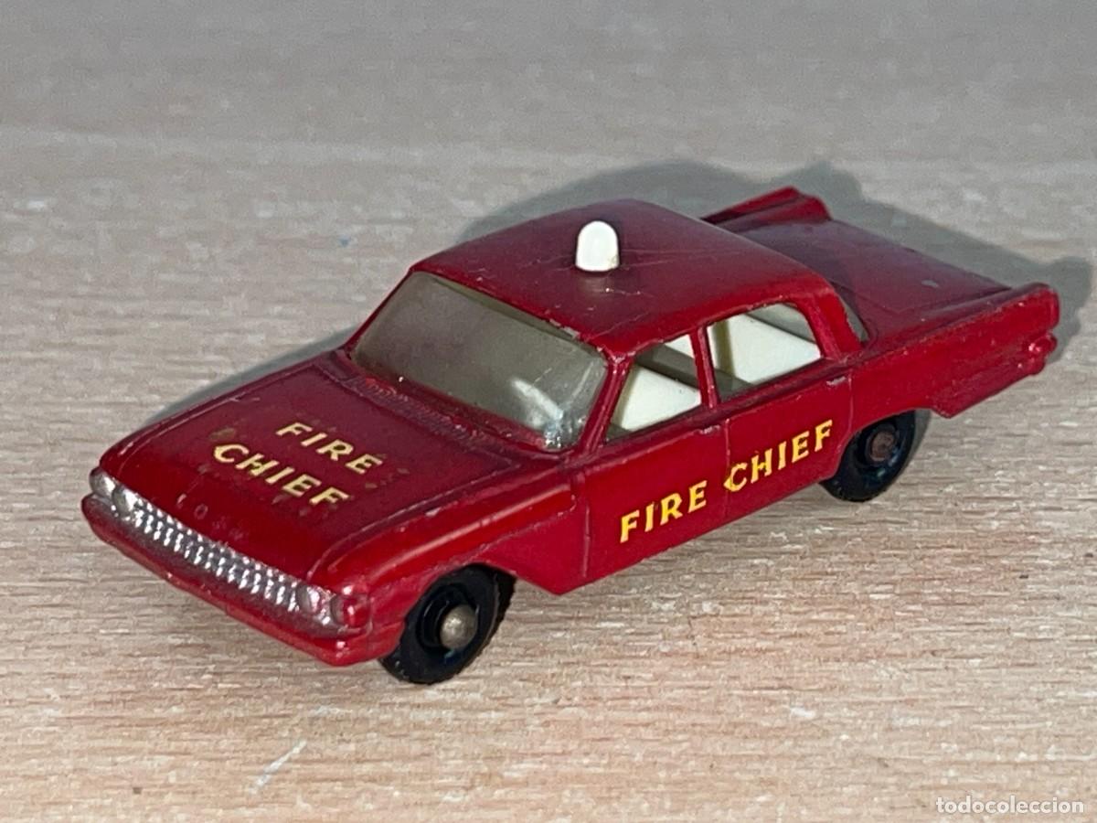 Coches a escala Matchbox: 535- Antiguo coche Matchbox Lesney Ford Fairlane Fire Chief's Car N&ordm; 59 a&ntilde;os 60 Made in England