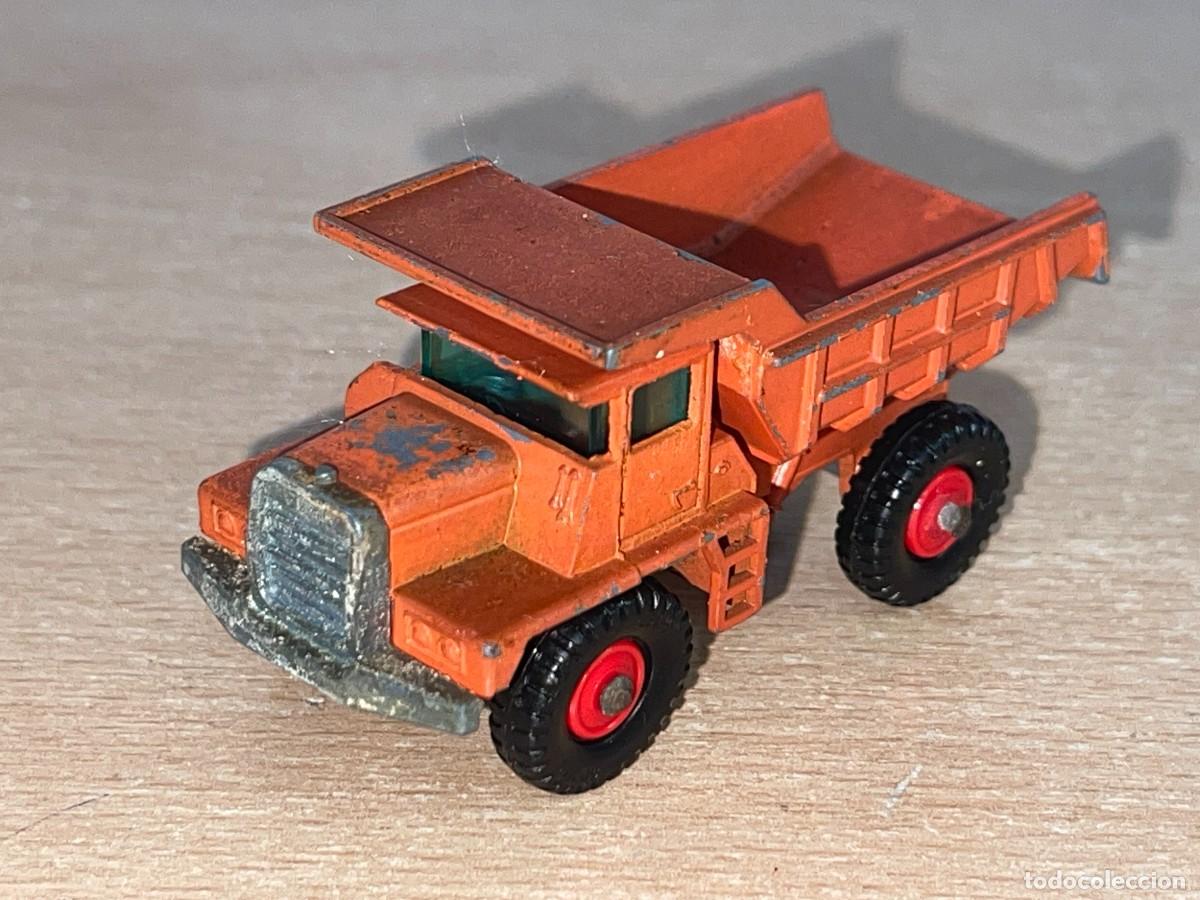 Coches a escala Matchbox: 599- Antiguo cami&oacute;n Lesney Matchbox Series Mack Dump Truck Volquete N&ordm; 28 a&ntilde;os 60 Made in England