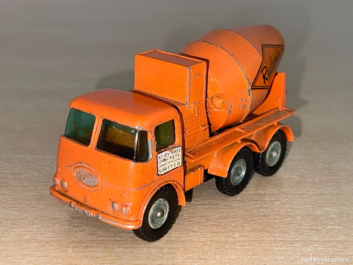 Coches a escala Matchbox: 722- Antiguo cami&oacute;n hormigonera Lesney Matchbox Series King Size Ready-Mix Concrete Truck N&ordm; 13 60's
