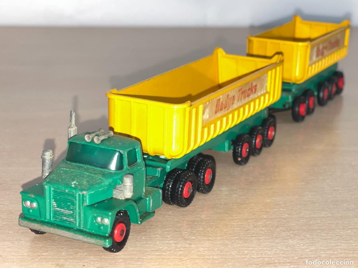 Coches a escala Matchbox: 732- Antiguo cami&oacute;n doble volquete Lesney Matchbox King Size Dodge Tractor + Fruehauf Tipper N&ordm; K-16