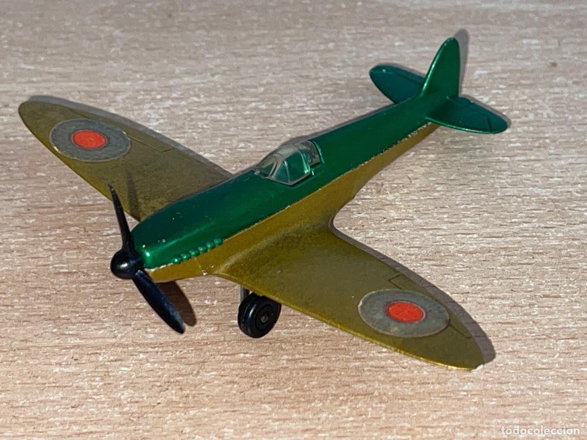 Coches a escala Matchbox: 782- Antiguo avi&oacute;n combate Lesney Matchbox SPITFIRE ingl&eacute;s N&ordm; SP 8 a&ntilde;o 1973 England die-cast metal