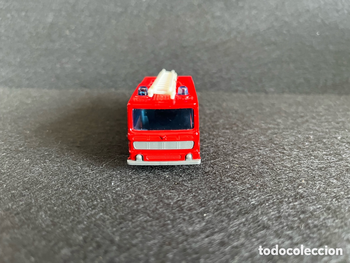 Coches a escala Matchbox: MATCHBOX MERRYWHETHER FIRE ENGINE - Foto 2