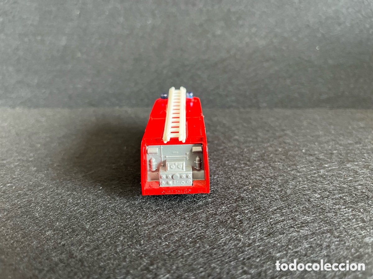 Coches a escala Matchbox: MATCHBOX MERRYWHETHER FIRE ENGINE - Foto 4