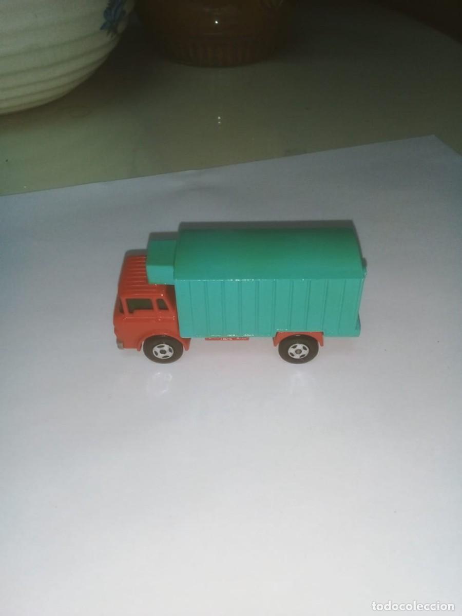 Coches a escala Matchbox: Matchbox Superfast 44 camion container refrigerado dificil - Foto 2