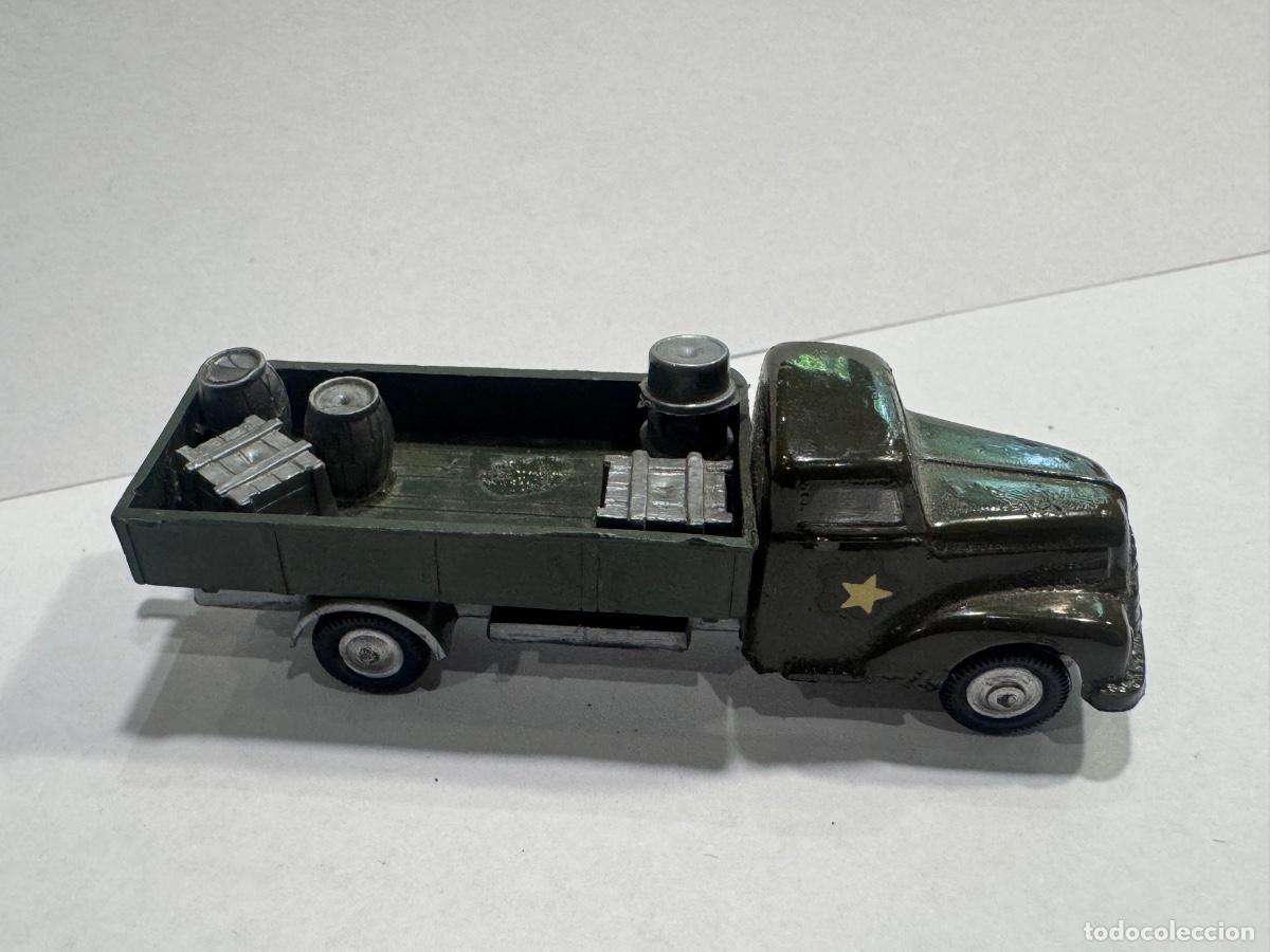 Coches a escala Matchbox: EKO CAMI&Oacute;N MILITAR (G)
