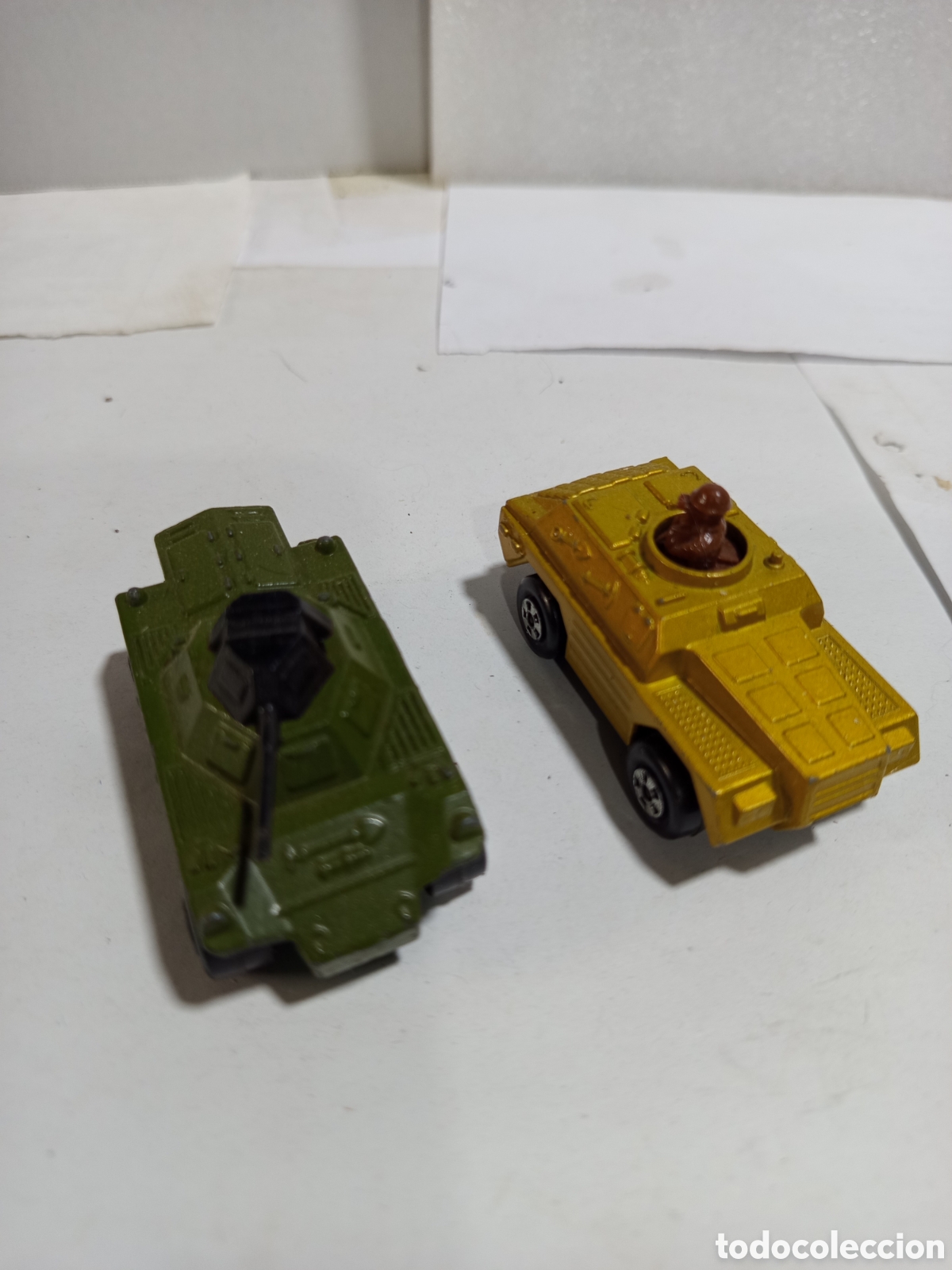 Coches a escala Matchbox: Dos tanquetas Matchbox Rolamatics